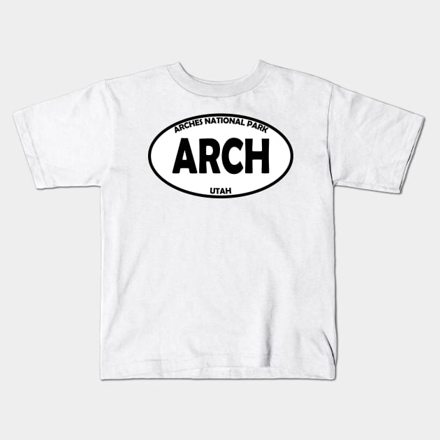 Arches National Park oval Kids T-Shirt by nylebuss